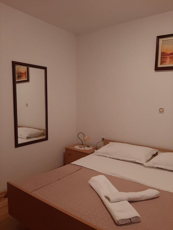 Apartments Grozdana 茨里克韦尼察 外观 照片