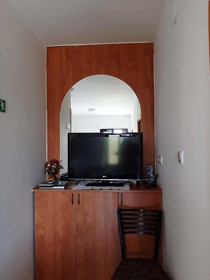 Apartments Grozdana 茨里克韦尼察 外观 照片
