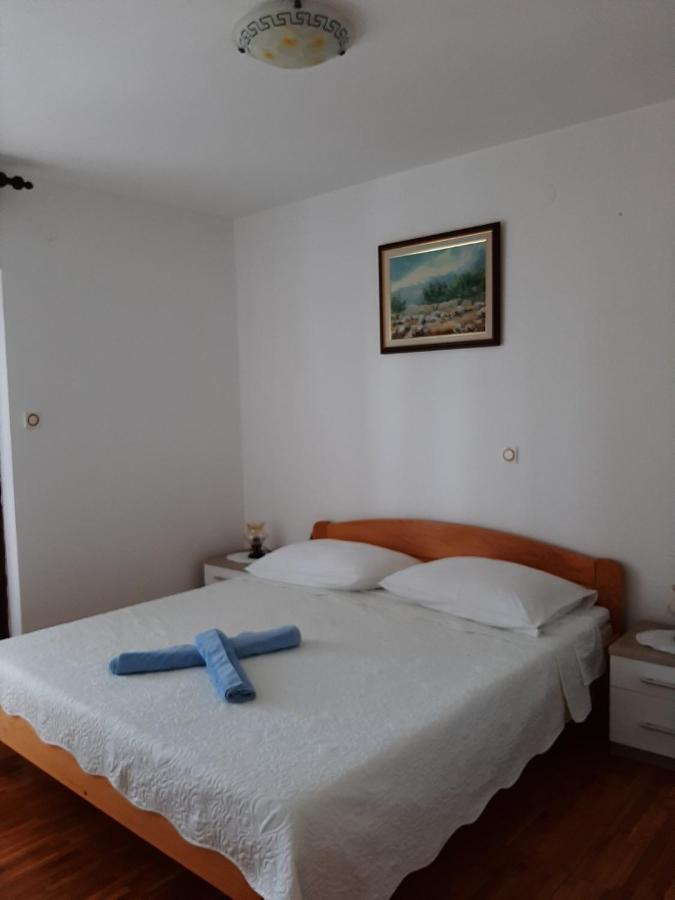 Apartments Grozdana 茨里克韦尼察 外观 照片
